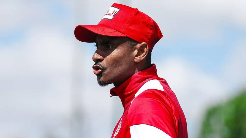 موكوينا يتنفس الصعداء بعد استعادة بعض لاعبيه المصابين قبل مواجهة الفتح في كأس العرش