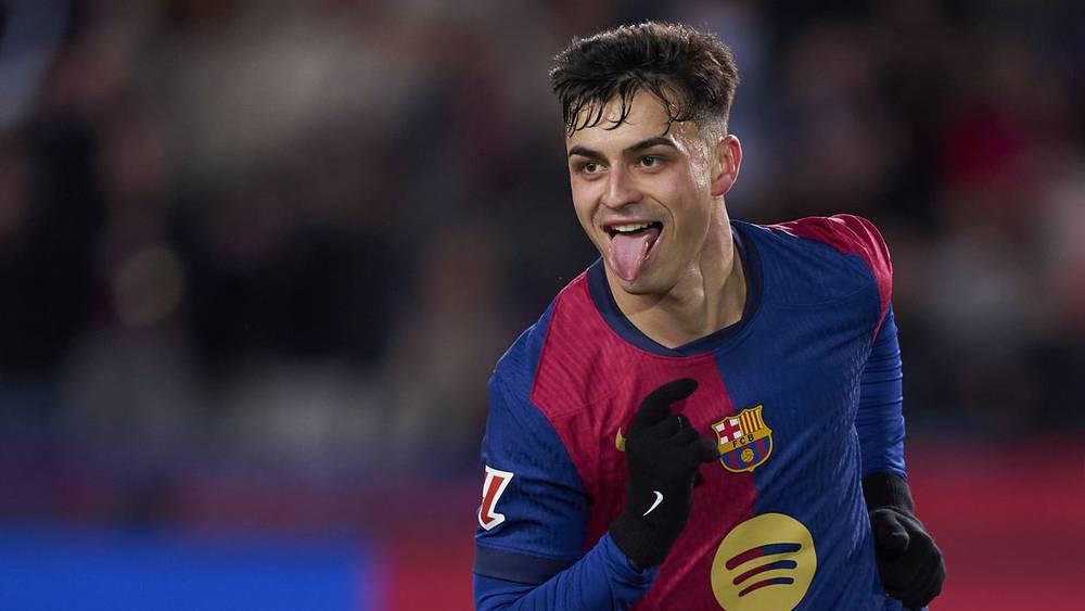 مانشستر سيتي يجهز عرضًا ضخمًا لضم بيدري وبرشلونة يحسم موقفه