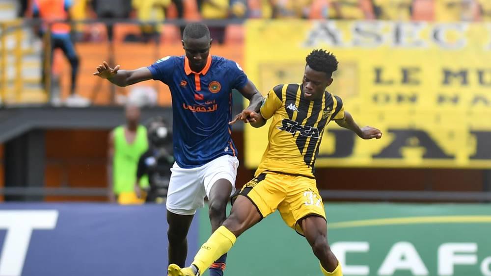 كأس الكونفدرالية/ الشوط الأول لمباراة أسيك ميموزا ونهضة بركان ينتهي بالتعادل السلبي