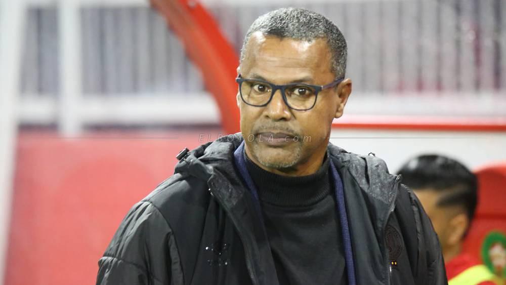 الشابي بعد إقصاء الرجاء من كأس العرش: "دفعنا ثمن الثقة المفرطة للاعبين بعد البطاقة الحمراء للاتحاد الإسلامي الوجدي"