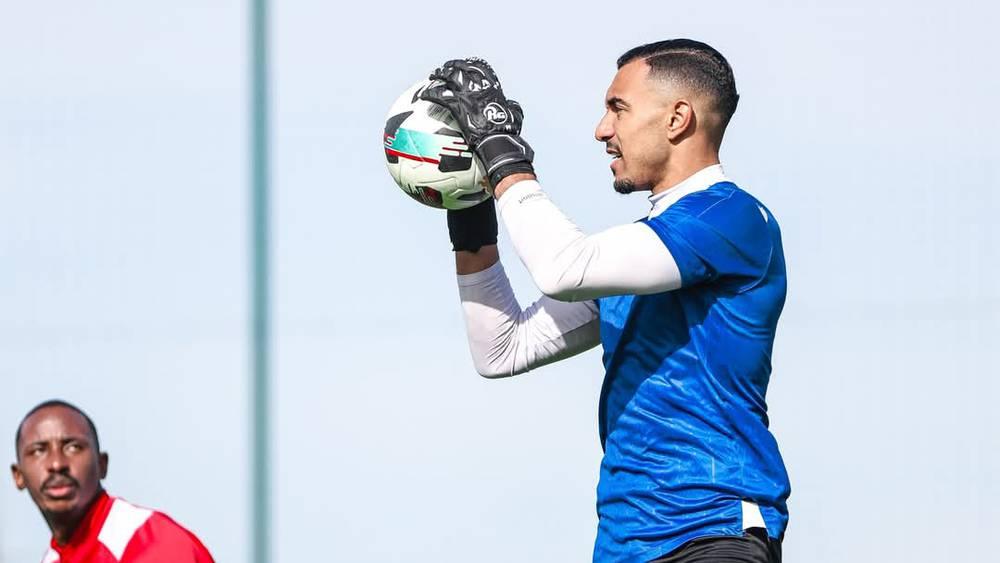 بن عبيد يعود لحراسة مرمى الوداد في الديربي أمام الرجاء