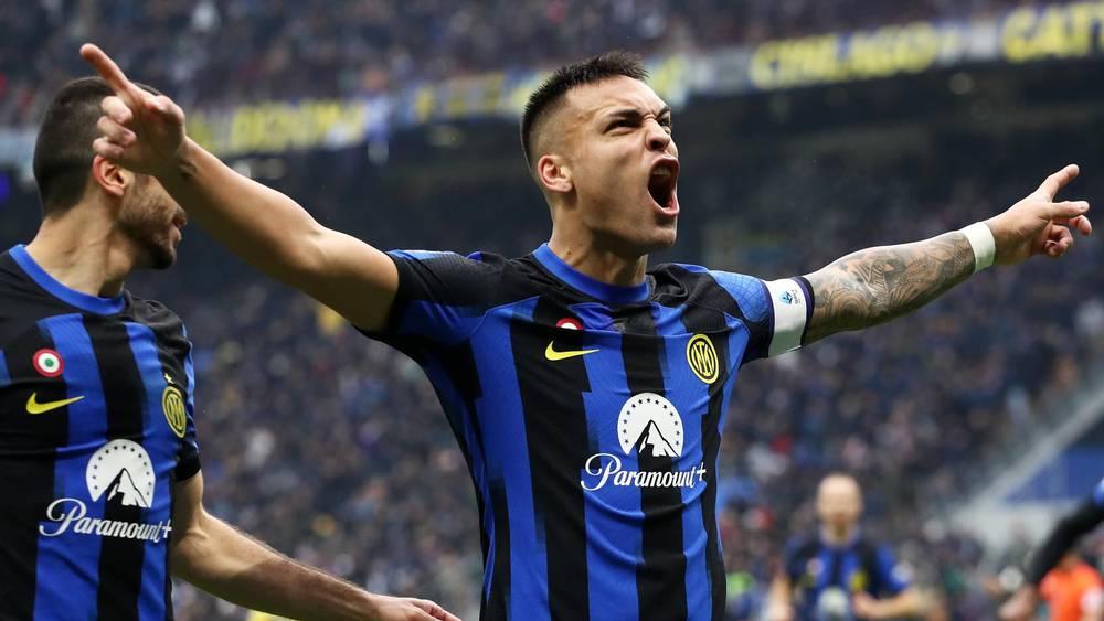 مارتينيز (مهاجم الإنتر): "مواجهة برشلونة ستكون بمثابة معركة حقيقية"