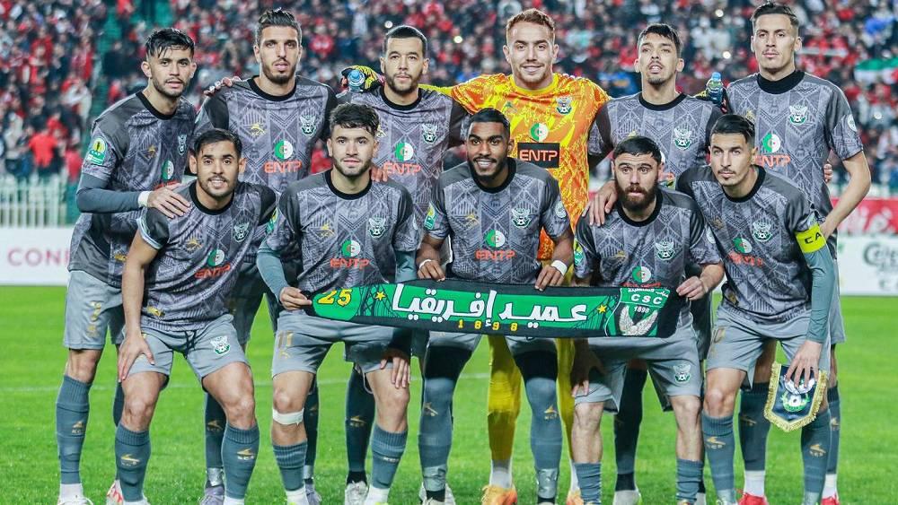 قبل مباراة نهضة بركان.. "الكاف" يعاقب شباب قسنطينة الجزائري