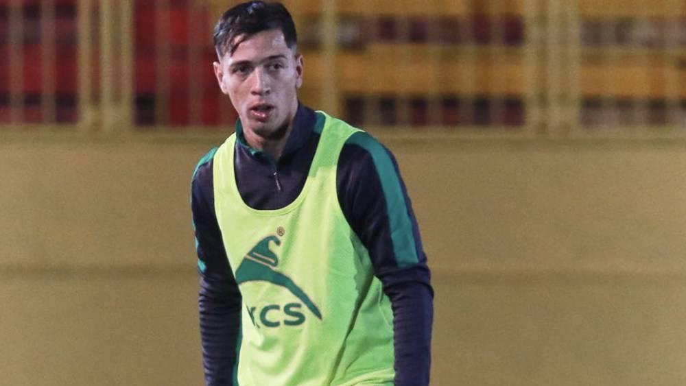 طاهر (لاعب شباب قسنطينة): "نشكر المغرب ونهضة بركان للاستقبال الذي حظينا به وكل الظروف المُوفََّرة.. نشعر بأنفسنا في بلدنا"