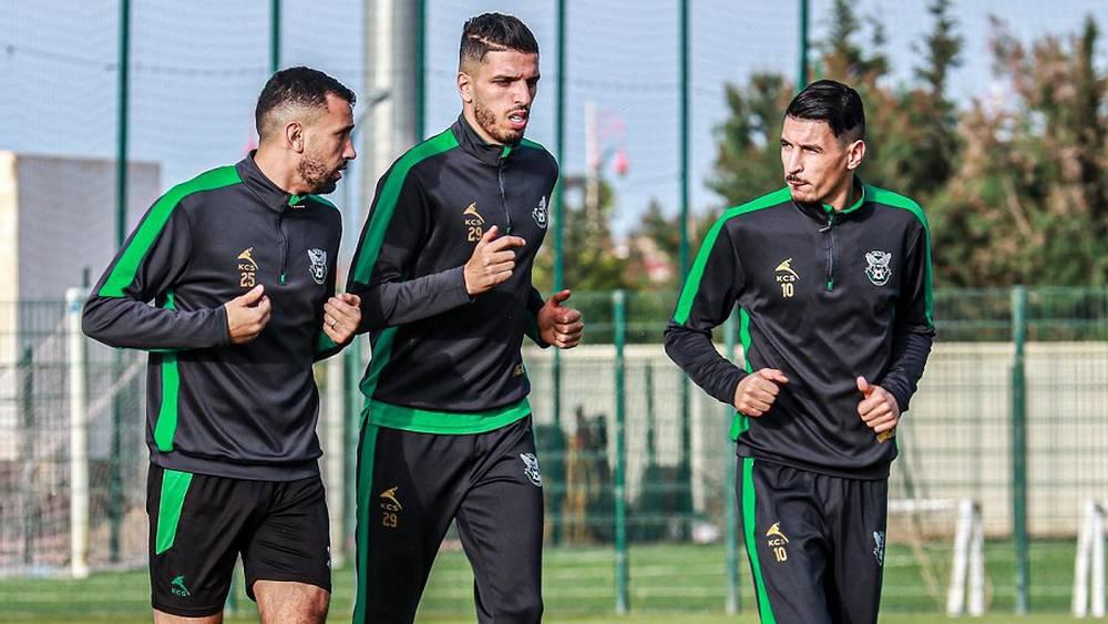 لاعبو شباب قسنطينة: "نهضة بركان فريق قوي والمباراة ستكون صعبة جدا أمامه"