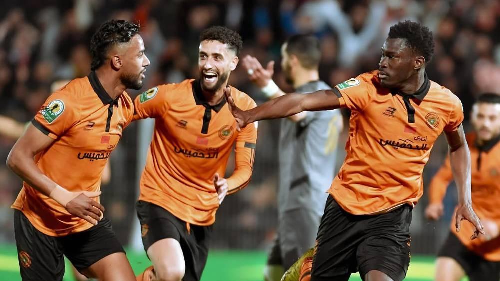 نهضة بركان يقسو على شباب قسنطينة (4-0) ويضع قدما في نهائي كأس الكونفدرالية الأفريقية