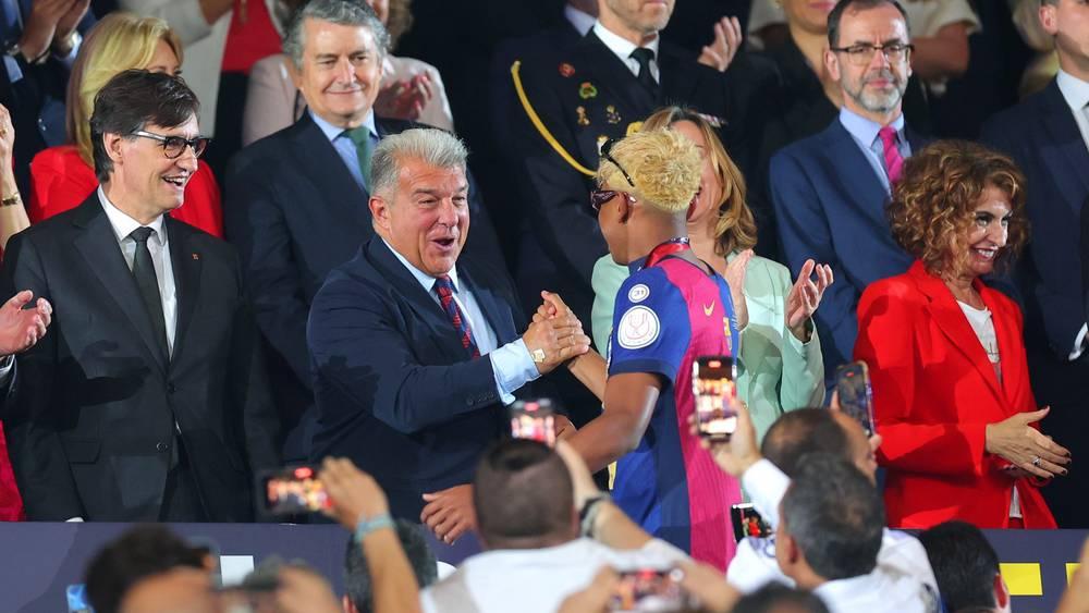 لابورتا: "ليس من السهل الفوز على ريال مدريد الجريح.. هؤلاء الشباب لديهم الكثير من الجرأة"