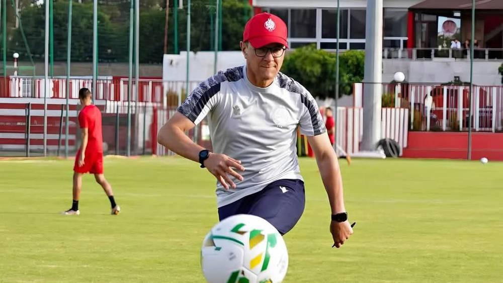 بنهاشم يواصل قيادة استعدادات الوداد لموقعة الجيش الملكي