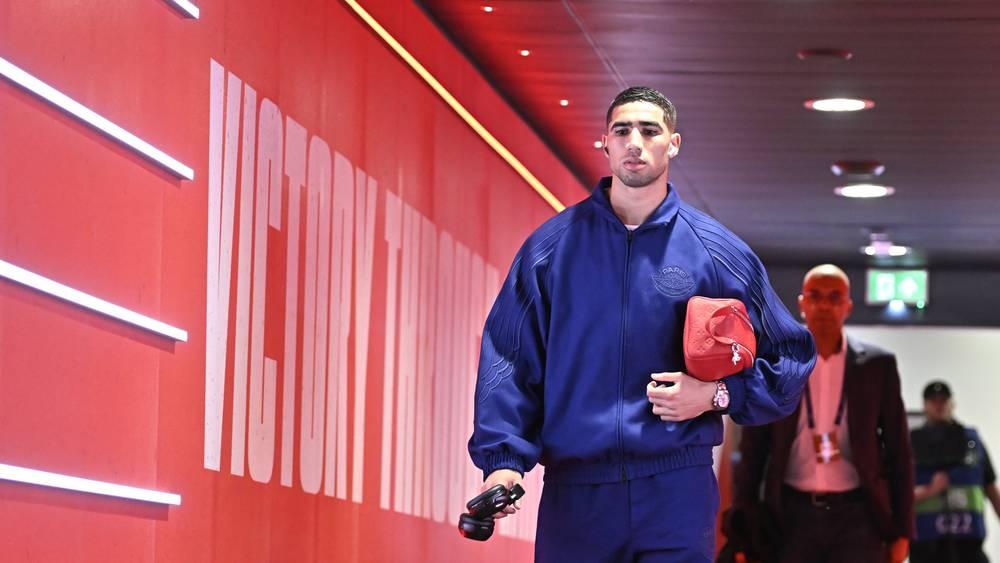 "ليكيب" تمنح حكيمي علامة "5/10" نظير أدائه في مباراة أرسنال وباريس سان جيرمان