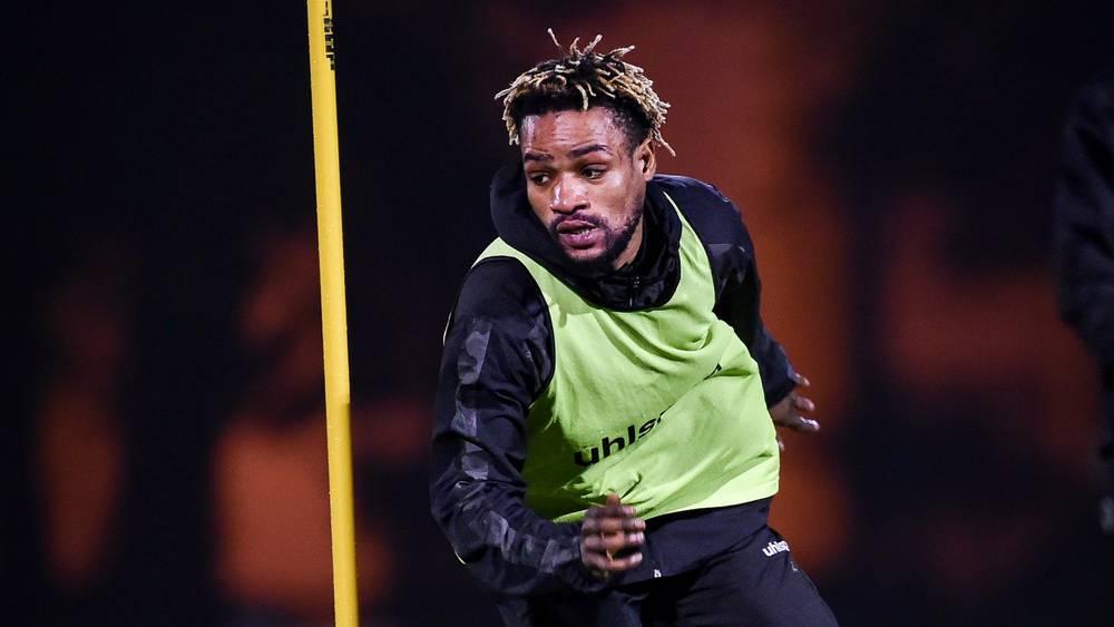 إينونغا يُسجّل عودته للتداريب الجماعية للجيش الملكي بعد تعافيه من الإصابة