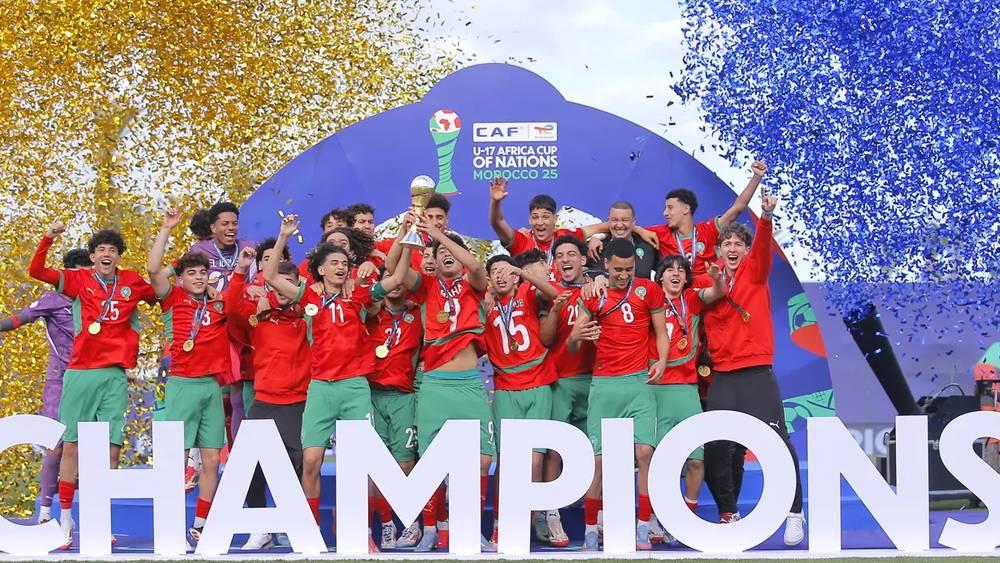 بمشاركة المغرب.. "الفيفا" يحدد الـ24 من شهر ماي المقبل موعدا لإجراء قرعة مونديال الناشئين