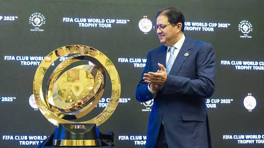 آيت منا: "لا أدري إن كان أولئك الذين وضعوا أسس الوداد قد تخيّلوا يوماً أن يروا الفريق في قمة المنافسة العالمية"