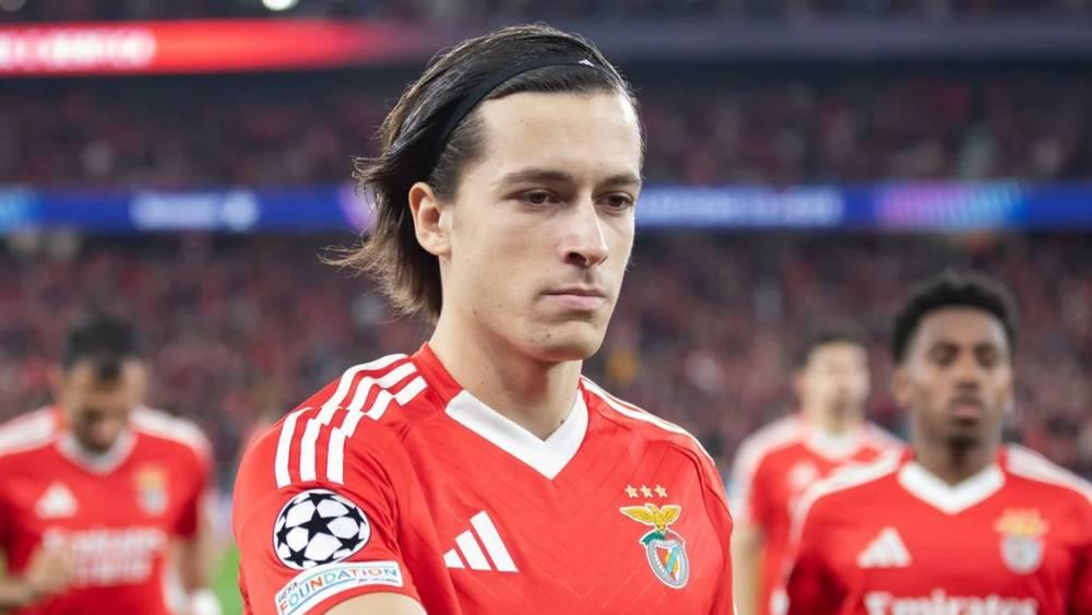 ريال مدريد يستعين بمانشستر يونايتد لتفادي دفع 60 مليون يورو لضم كاريراس من بنفيكا