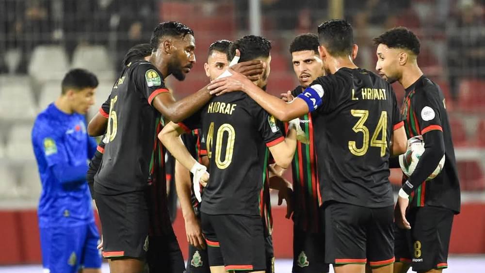 بحضور زحزوح وحريمات والفحلي.. سانتوس يستدعي 21 لاعبا لمواجهة الوداد في قمة الجولة 28