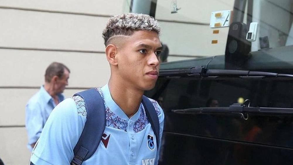 الكاظمة الكويتي يتجه للاستغناء عن لحتيمي بطلب من زفيكو