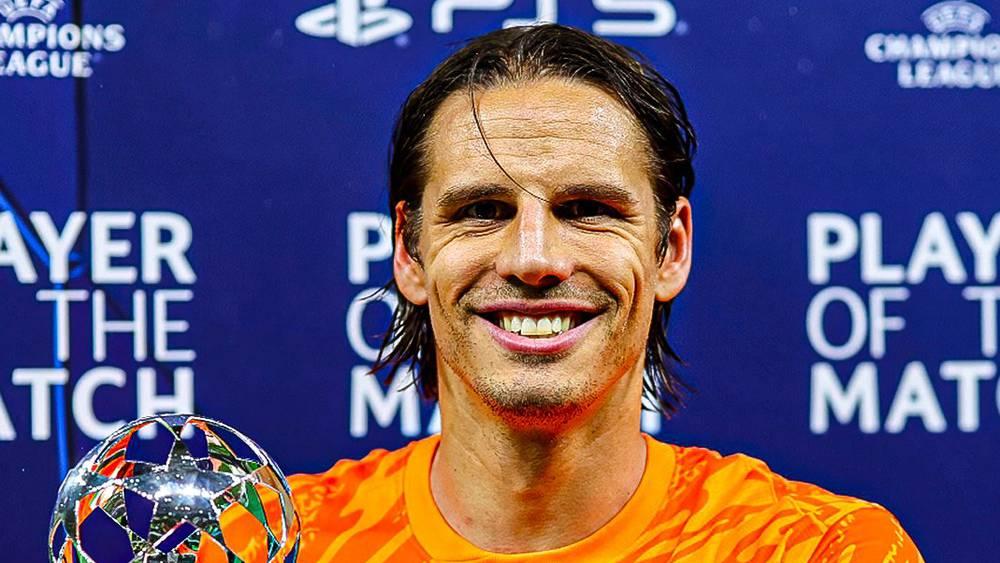 بعد تألقه اللافت.. يان سومر يُحرز جائزة "رجل مباراة" إنترناسيونالي وبرشلونة