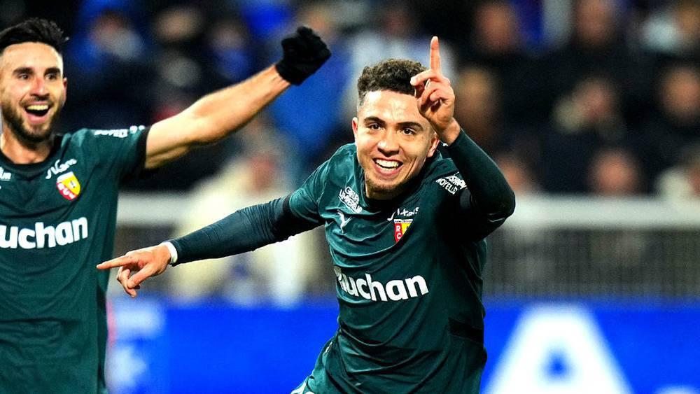 لانس الفرنسي يقدم عرضًا جديدًا لتجديد عقد العيناوي