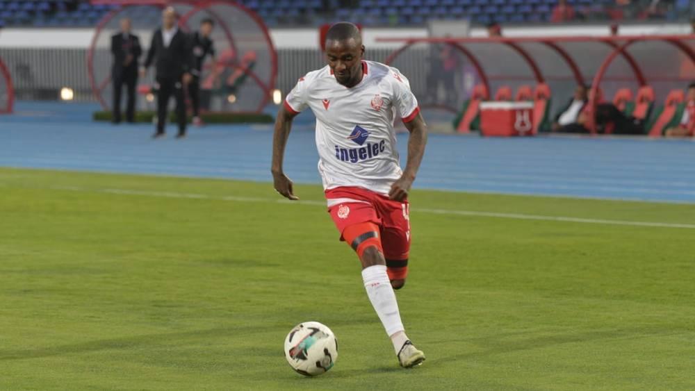 تقارير إعلامية جنوب أفريقية/ ماميلودي سان داونز يُحدّد ما بين 800 مليون سنتيم ومليار و100 سنتيم لتسريح لاعبه لورش للوداد