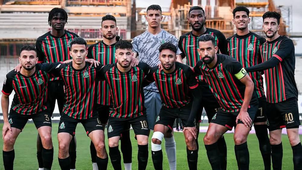 تشكيلة الجيش الملكي أمام حسنية أكادير.. الخياطي أساسي وبوخريص وميندي في قلب الدفاع