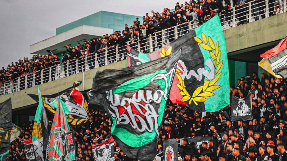 فصيل "إلترا عسكري" يستنكر عدم برمجة مباريات كأس العرش ويتَّهم القائمين على البرمجة بـ"التماطل"