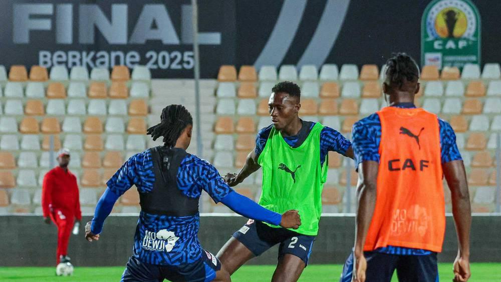 سيمبا التنزاني يختتم تحضيراته استعدادا لمواجهة نهضة بركان في نهائي كأس الكونفدرالية