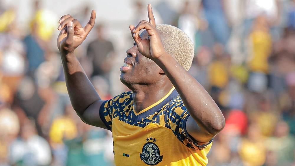 عزيز كي يصل إلى الدار البيضاء خلال ساعات لإتمام انتقاله إلى الوداد