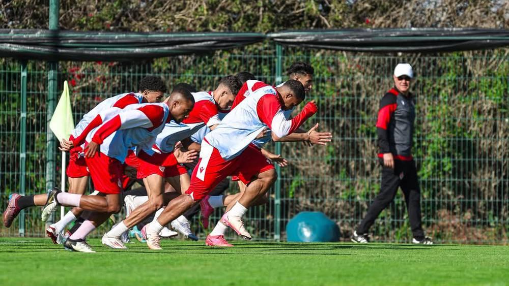 تحت قيادة بنهاشم.. الوداد يستأنف تدريباته غدا الإثنين استعداداً لكأس العالم للأندية