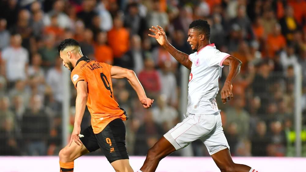 سيمبا يُعلن إجراء مباراته أمام نهضة بركان بشبابيك مُغلقة بعد نفاد التذاكر المطروحة للبيع