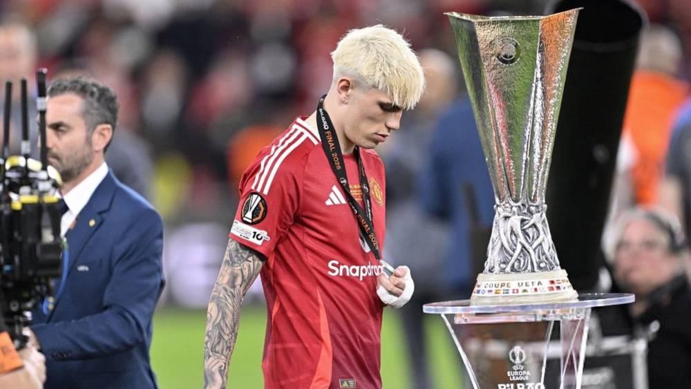 غارناتشو: "ساعدت اليونايتد في كل الأدوار ثم أجد نفسي ألعب 20 دقيقة فقط في نهائي الدوري الأوروبي"!