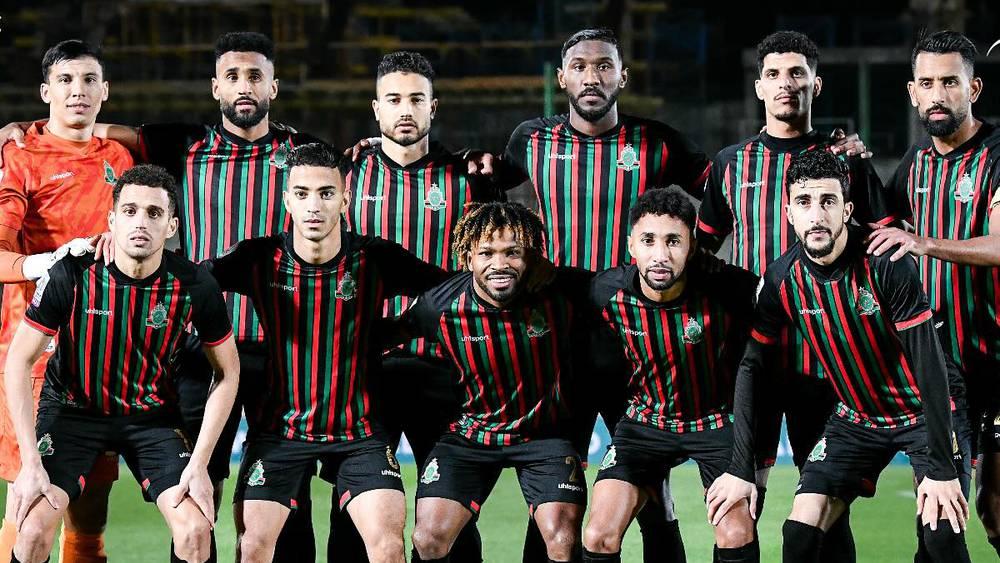 خاص/ سانتوس يمنح لاعبي الجيش الملكي إجازة تمتد لـ10 أيام والتداريب تُستأنف الأحد فاتح يونيو