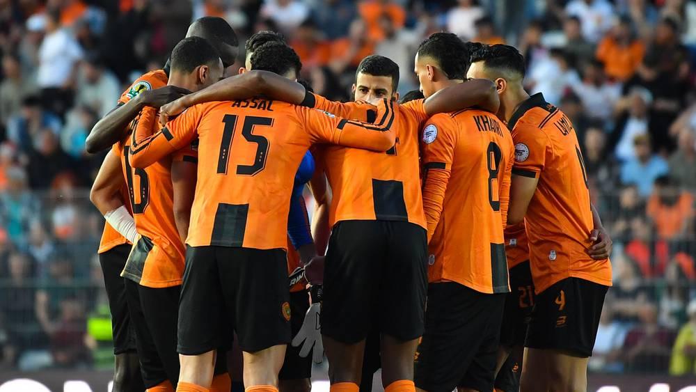 نهضة بركان يستهدف مليونيْ دولار مكافأة التتويج بكأس الكونفدرالية من طرف "الكاف"