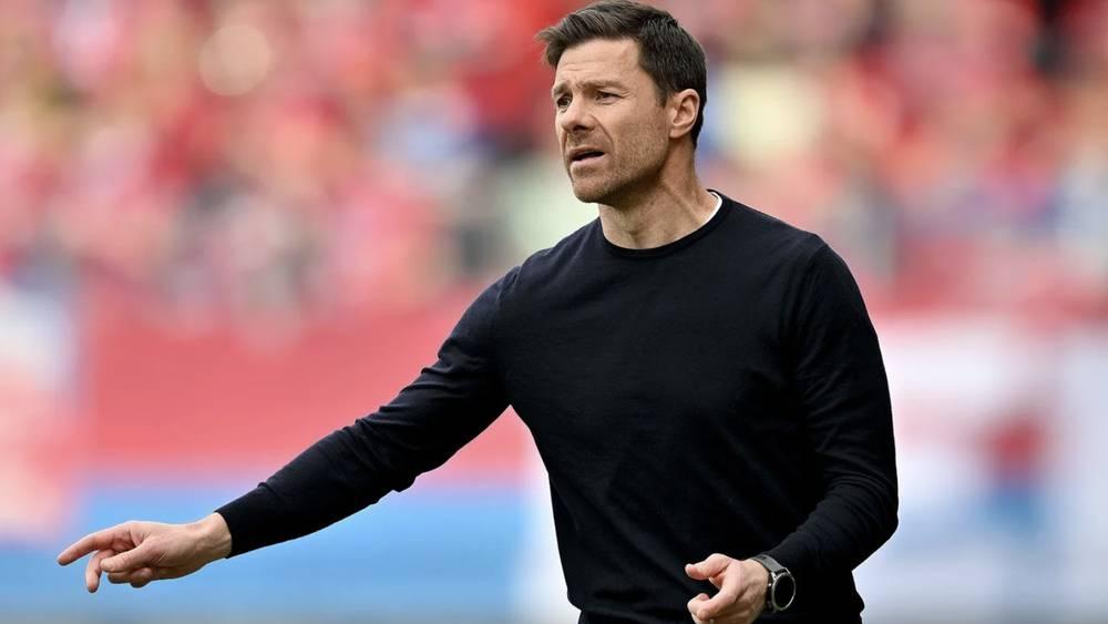 رسميا/ ريال مدريد يعلن التعاقد مع تشابي ألونسو بعقد يمتد حتى صيف 2028