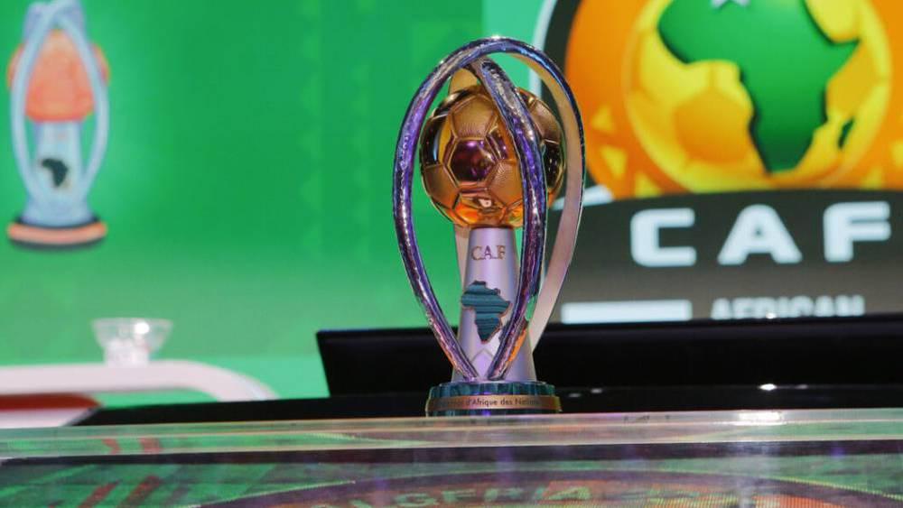 تشهد حضور 3 مغاربة.. "الكاف" ينظم معسكرا تدريبيا للحكام في مصر استعدادا لـ"الشان"