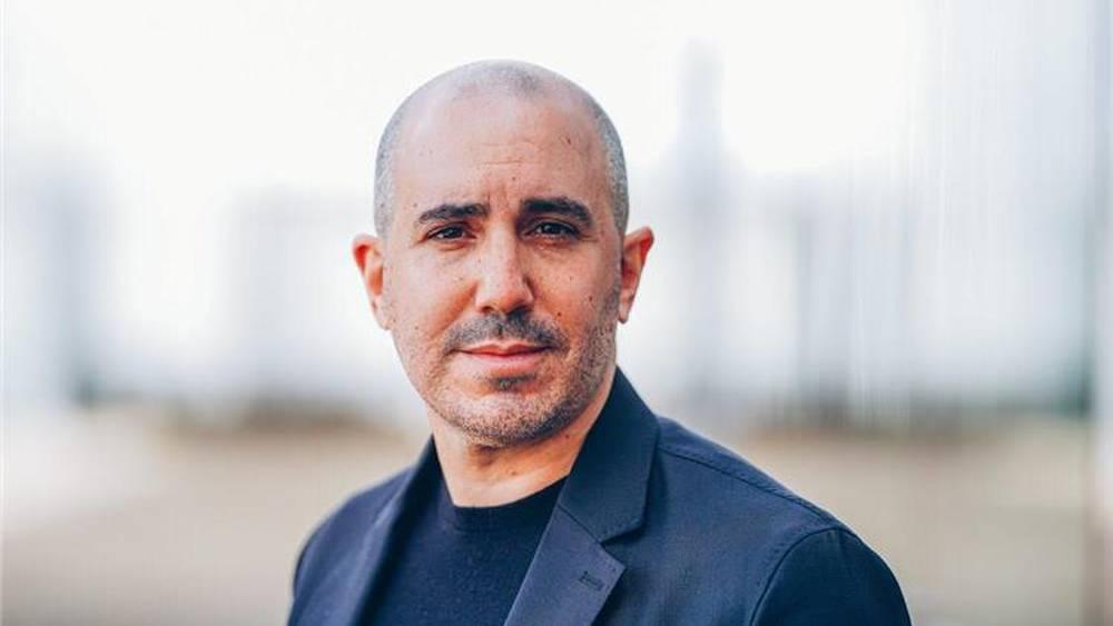 عمر برادة (الرئيس التنفيذي لمانشستر يونايتد): "نخطط لسوق الانتقالات منذ أشهر"