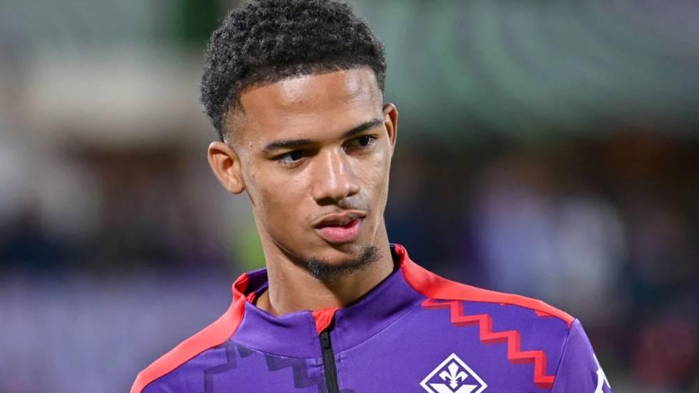 المدير الرياضي لفيورنتينا: "ريتشاردسون سيبقى معنا.. لقد شهد تطورا ملحوظا ونحن نثق به"