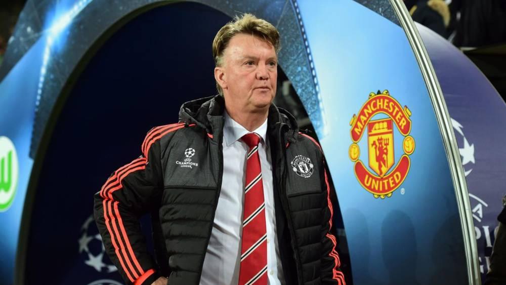 فان خال يهاجم إدارة مانشستر يونايتد: "إنه نادٍ تجاري وليس نادٍ لكرة القدم"