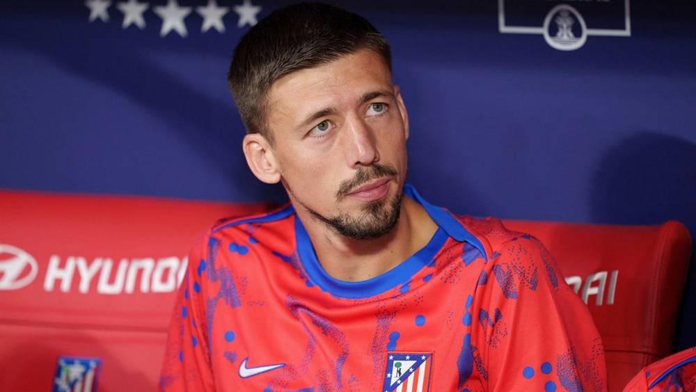 رسميا/ أتلتيكو مدريد ⁦‬⁩يعلن تعاقده مع الفرنسي كليمون لونغليه لـ3 مواسم قادما من برشلونة
