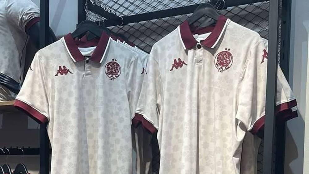 أكثر من 2000 مشتري ودادي يزور متجر الوداد في أول يوم من افتتاحه