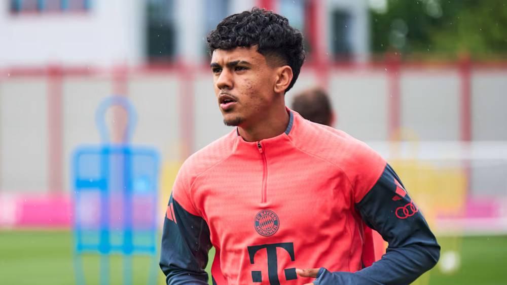 كأس العالم للأندية.. المغربي آدم أزنو حاضر في قائمة بايرن ميونخ