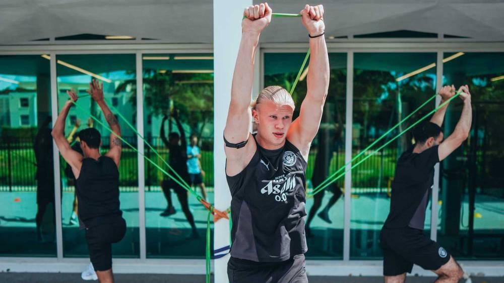 مانشستر سيتي يخوض أول حصة تدريبية في أمريكا استعدادا لمواجهة الوداد