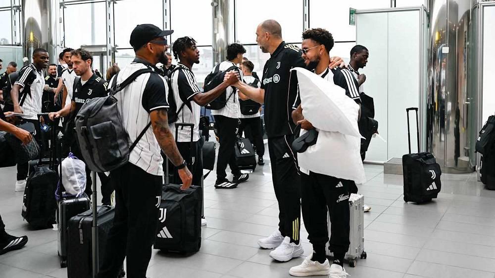 مجموعة الوداد/ يوفنتوس يحط الرحال في أمريكا بقائمة تضم 28 لاعبا تأهبا لخوض غمار مونديال الأندية