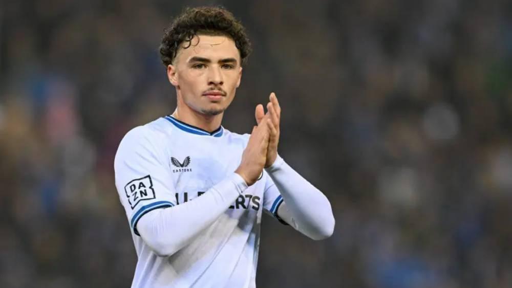 نابولي الإيطالي يبدأ اتصالاته للتعاقد مع طالبي