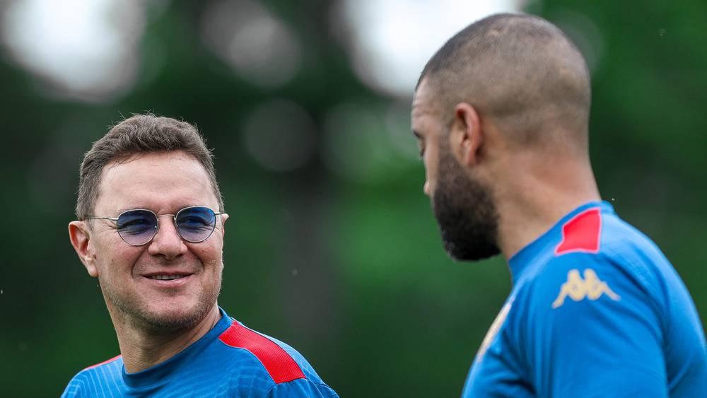 بنهاشم: "دخلنا مرحلة حساسة تحضيرا للسيتي وبدأنا في مشاهدة فيديوهاته لمحاولة الحد من خطورته رغم صعوبة المهمة"