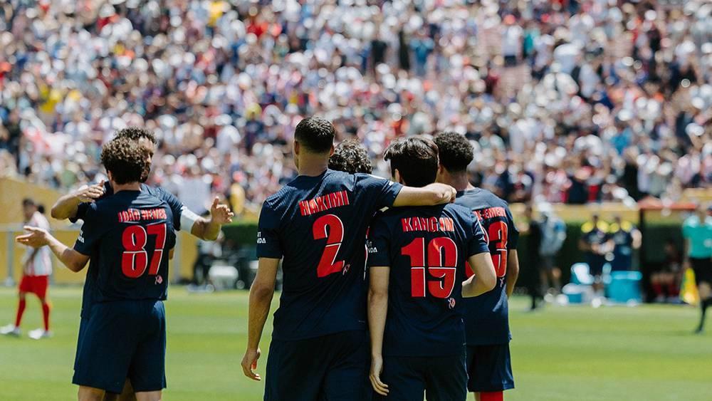 "الفيفا" تُعلن حضوراً جماهيريا بلغ 80 ألف متفرج في مباراة سان جيرمان وأتلتيكو مدريد