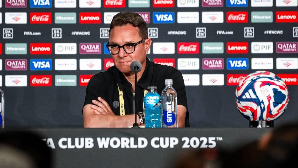 بنهاشم: "حْنا ماجِيناشْ باشْ نْقصّرُو.. سندافع عن حظوظنا وقد حضرنا مفاجآت لخصومنا في مونديال الأندية"