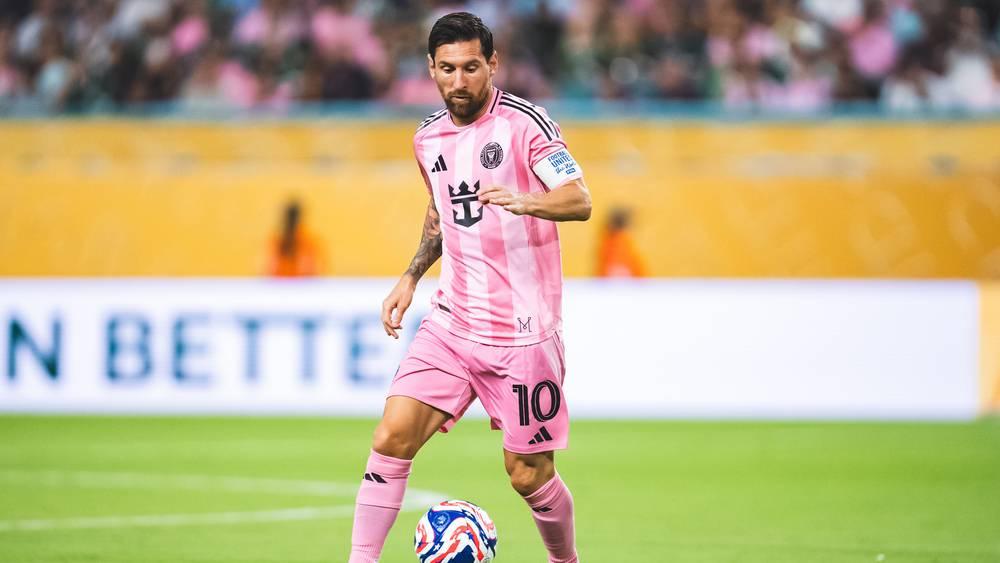 ميسي: "تأهلنا إلى ثمن نهائي كأس العالم للأندية يعني لنا الكثير.. إنها خطوة تاريخية للنادي"