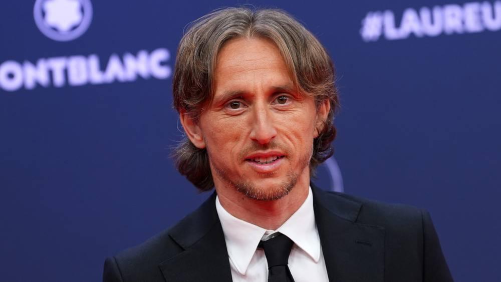 المدير الرياضي للميلان: "قدوم مودريتش مهم للفريق.. تحدثت إليه شخصيا ورأيت فيه روحا شابة وتنافسية"