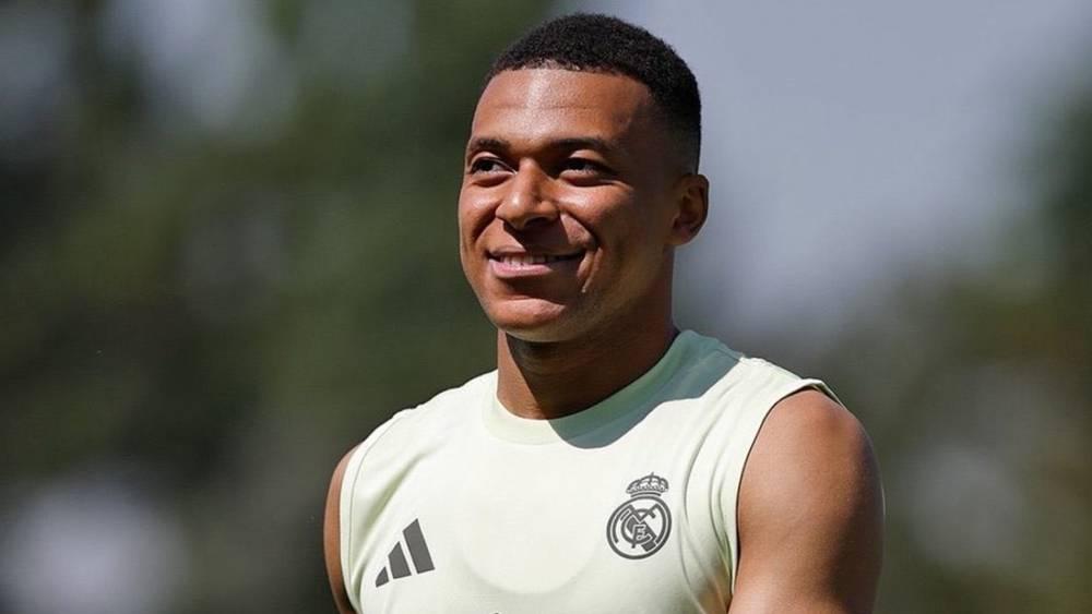 مبابي يعود لتدريبات ريال مدريد الجماعية استعدادا لمواجهة سالزبورغ