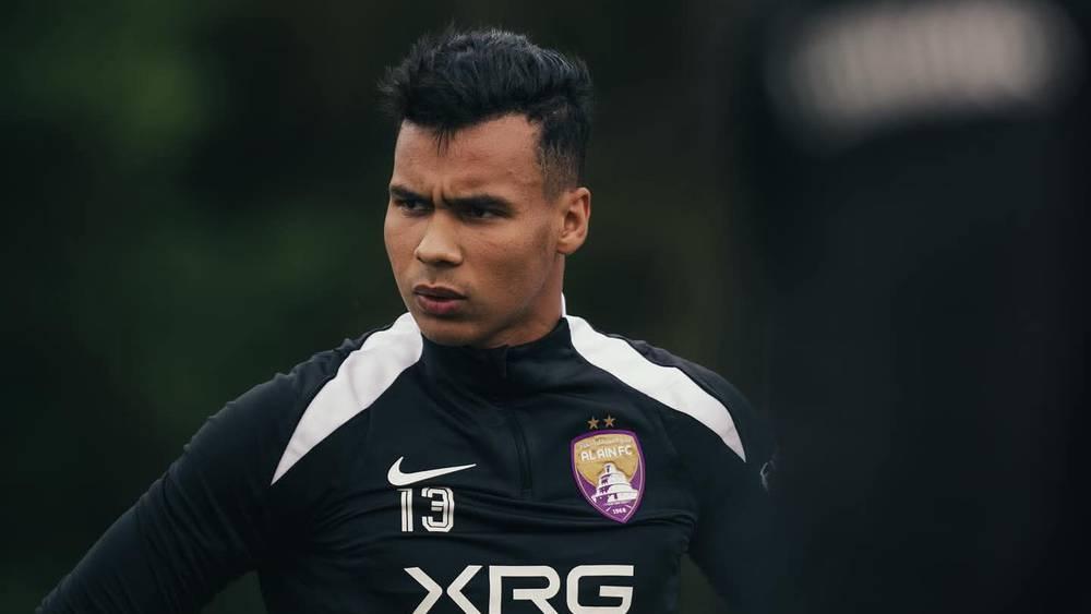 مدرب العين: "الحسين رحيمي سيبدأ المباراة ضد الوداد من دكة البدلاء"