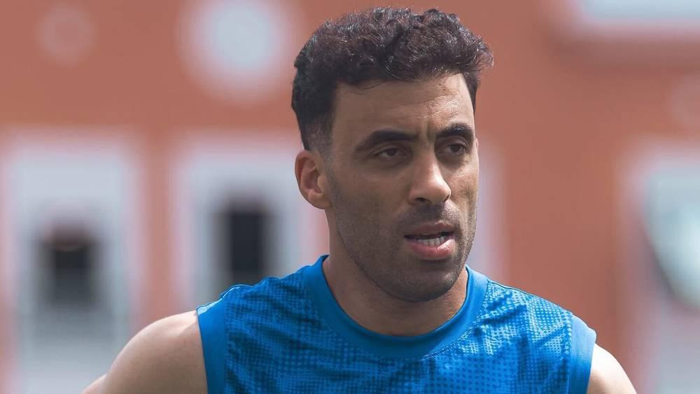 لن يستمر مع النادي لـ6 أشهر.. الهلال ينهي إعارة حمد الله والأخير يعود لفريقه الشباب